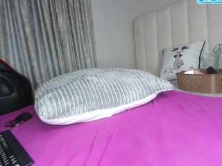 bustygoddess32