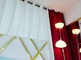 lilapinky's CamSoda show and profile