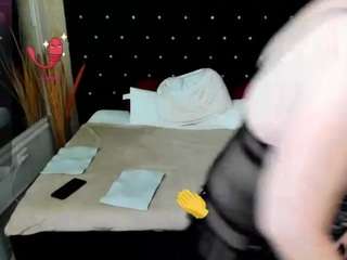 Bedroom, Feet, Foot fetish, Granny, Green eyes, Hairy pussy, Lovense, Lush,..., vibranter 1