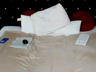 Lillyhott's Live Sex Cam Show