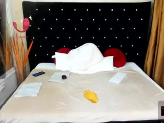 Lillyhott's Live Sex Cam Show