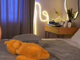 PikachuPaw's Live Sex Cam Show