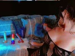 sexyblakexxx webcam model