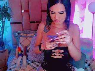 le modèle sexyblakexxx est en webcam porno dans un show sur le site camsoda, il possède les tags suivants: anal toys,average,black hair,bondage,brown eyes,drinking,fetish,gape,genital piercings,orgasm,smoking,spank,tattoos,tease,big tits,hd