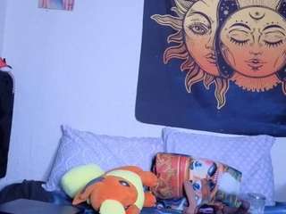 iamtokyolee live webcam show