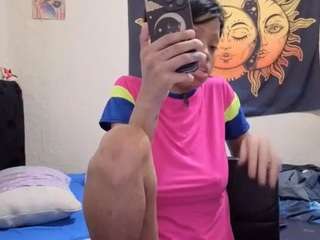 iamtokyolee live webcam show