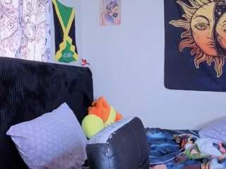 iamtokyolee live webcam show