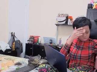 iamtokyolee live webcam show