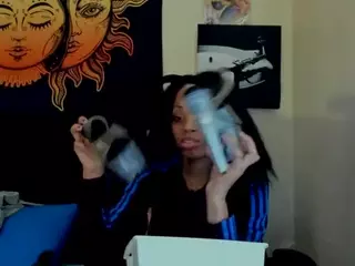 Hottiefreckles's Live Sex Cam Show