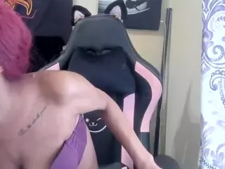 Hottiefreckles's Live Sex Cam Show