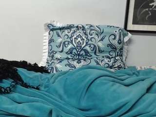 Xpeaches21x on Camsoda
