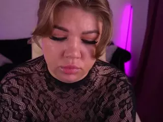 AlinkaMalinkaa's Live Sex Cam Show