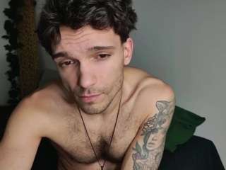 Jackdesfeux live webcam on Soda Cams