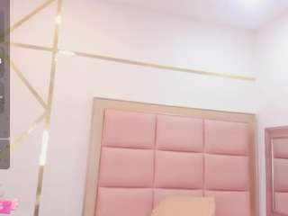 mady-edwards from CamSoda is Freechat