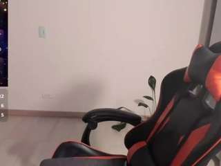 maryluna95's CamSoda show and profile