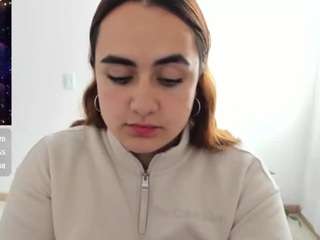 le modèle maryluna95 est en webcam porno dans un show sur le site camsoda, il possède les tags suivants: amateur,ass,toys,thong,tease,strip,spank,pussy,orgasm,masturbation,lovense,lingerie,juguetes,handjob,glasses,fingers,dildo,brown eyes,blowjob,black hair