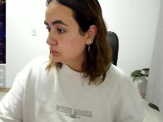 Dulce Maria live webcam show