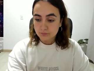 Dulce Maria live webcam show