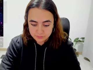 maryluna95's live room