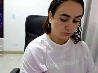 Dulce Maria live webcam show