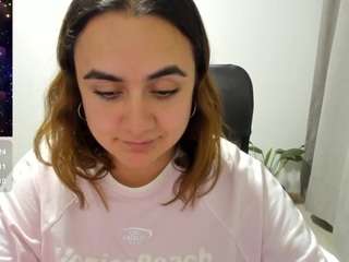 Dulce Maria live cam preview
