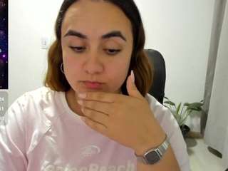 Dulce Maria live cam preview