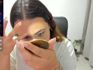 Dulce Maria live cam preview