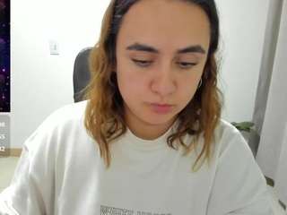 Dulce Maria live cam preview