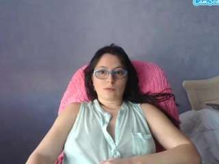 sandyuniverse, female webcam model,  years old, on live webcam