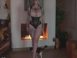 BeatrizDoll