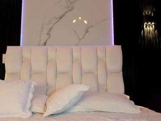  abbyy-lopez chat room