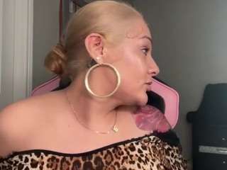 bigbootylatina718