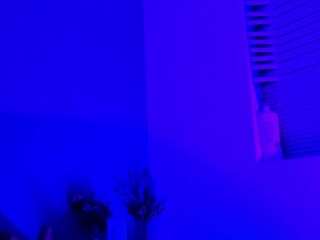 lovely-nicki Live Webcam on CamSoda