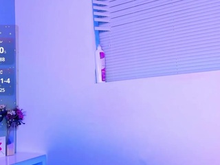 lovely-nicki camsoda