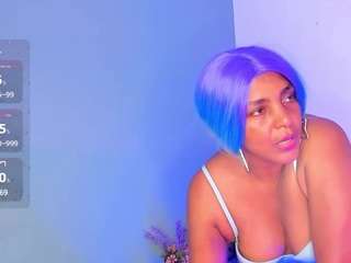 lovely-nicki webcam model