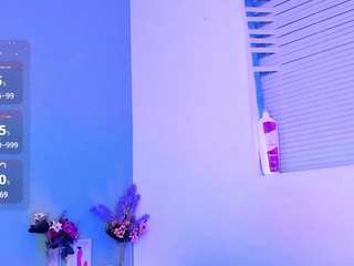 lovely-nicki webcam