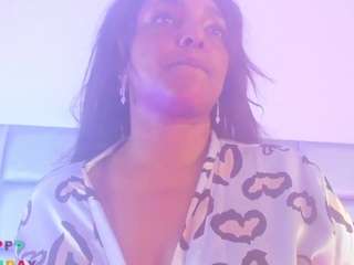 lovely-nicki lovely-nicki
