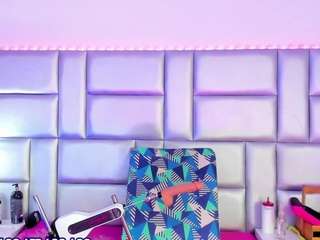 lovely-nicki camsoda