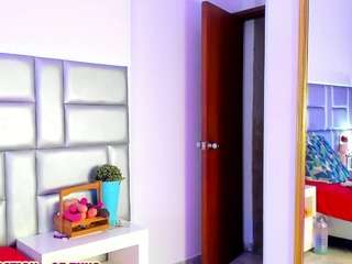 lovely-nicki live cam profile