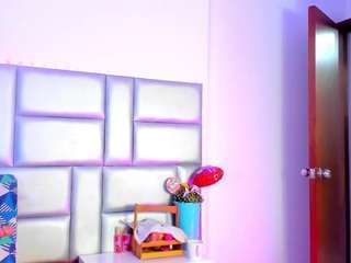 This model is live right now. lovely-nicki