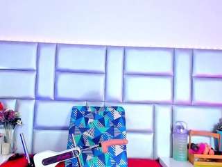 lovely-nicki Live Webcam on CamSoda