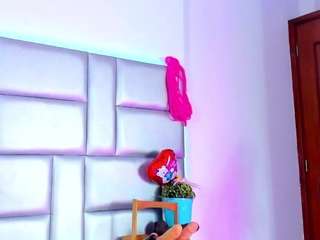 lovely-nicki