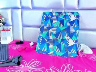 lovely-nicki Sex Cam Show