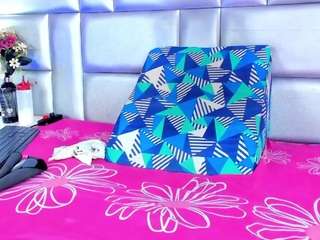 lovely-nicki Sex Cam Show