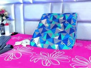 lovely-nicki Sex Cam Show