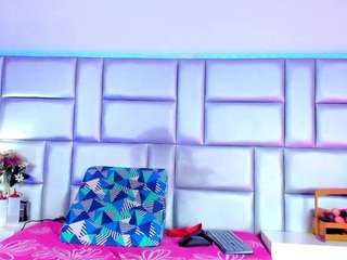 lovely-nicki Sex Cam Show
