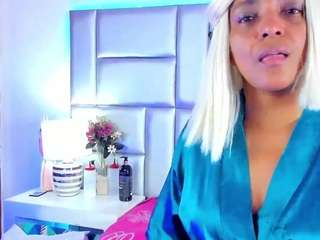 lovely-nicki Sex Cam Show