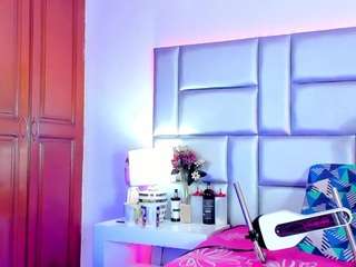 lovely-nicki Sex Cam Show