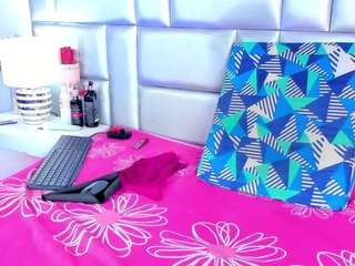 lovely-nicki's live room