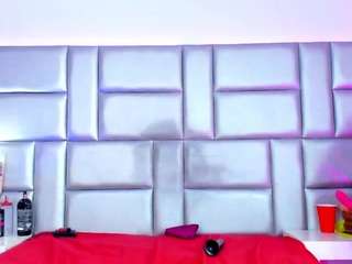 lovely-nicki's live room